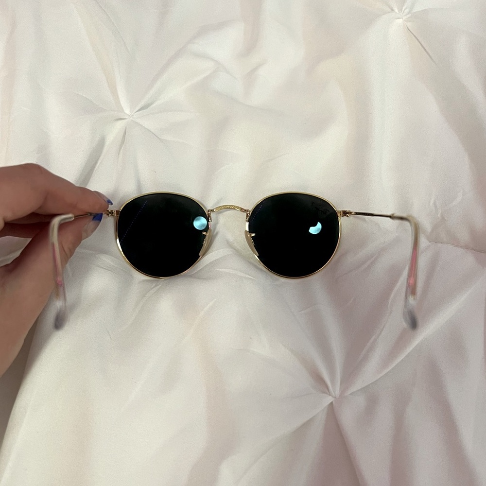 Ray-bans sunglasses - Picture 3 of 4